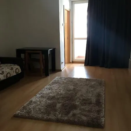 Modern Betty Studio Апартаменти